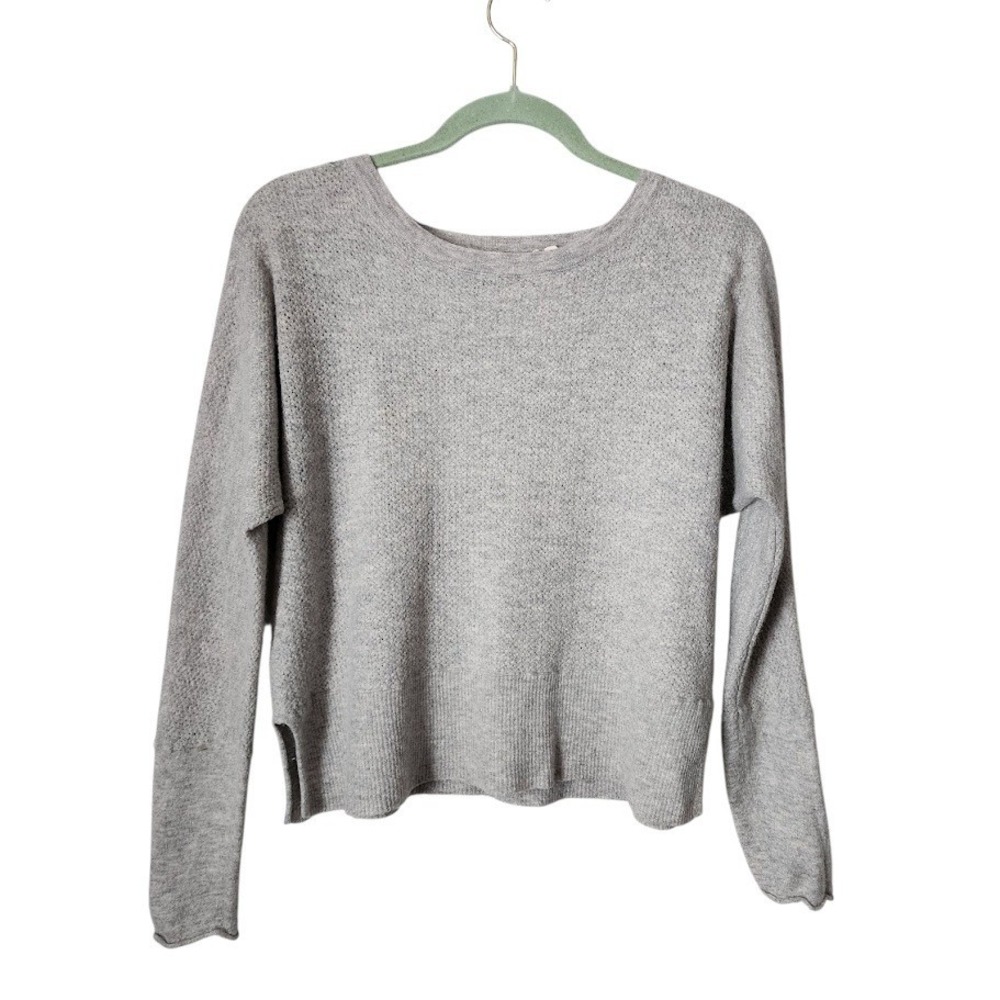 QI CASHMERE Dove Gray Knit Sweater Size M Minimalist Luxe Fall Winter - Picture 2 of 8